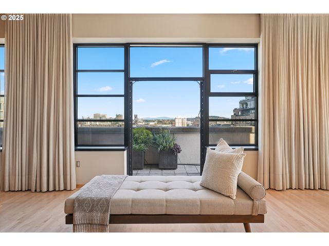 420 Nw 11TH Ave 1206, Portland, OR 97209