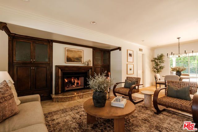 17422 Gresham Street, Northridge (los Angeles), CA 91325