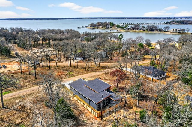 124 Aztec Drive, Mabank, TX 75156