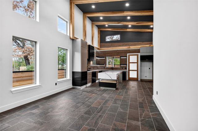 124 Aztec Drive, Mabank, TX 75156