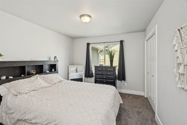 2920 Prairieside Place, Norwalk, IA 50211