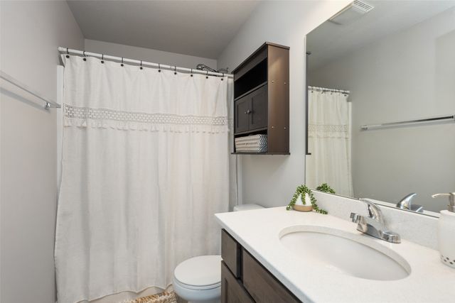 2920 Prairieside Place, Norwalk, IA 50211