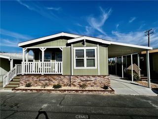 675 W Oakland Avenue B8, Hemet, CA 92543