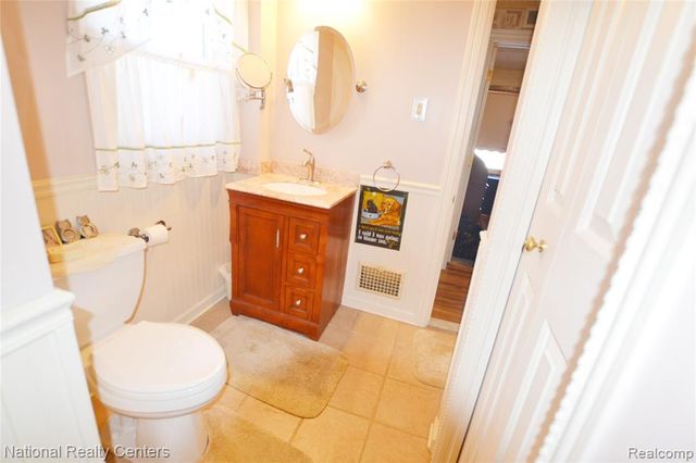 22121 Francis Street, Dearborn, MI 48124