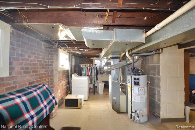 22121 Francis Street, Dearborn, MI 48124