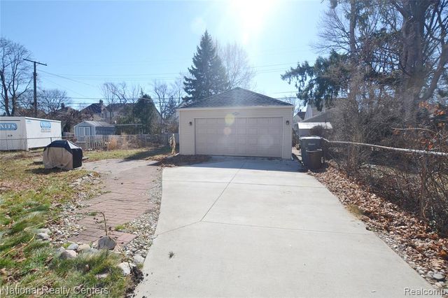 22121 Francis Street, Dearborn, MI 48124