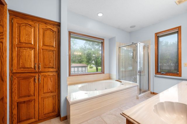 12265 SW 15th, Benton, KS 67017