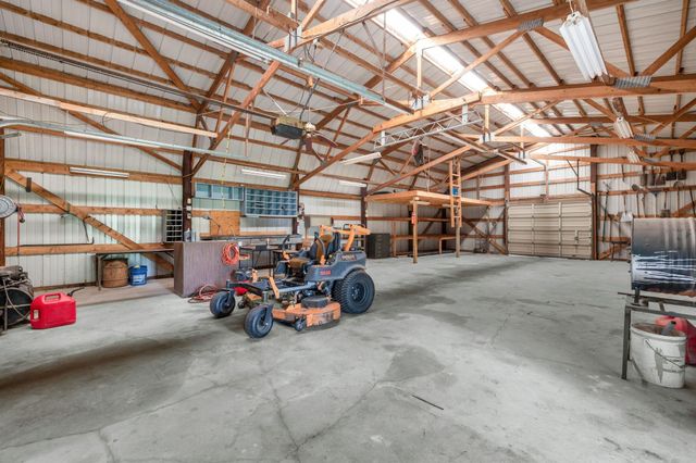 12265 SW 15th, Benton, KS 67017