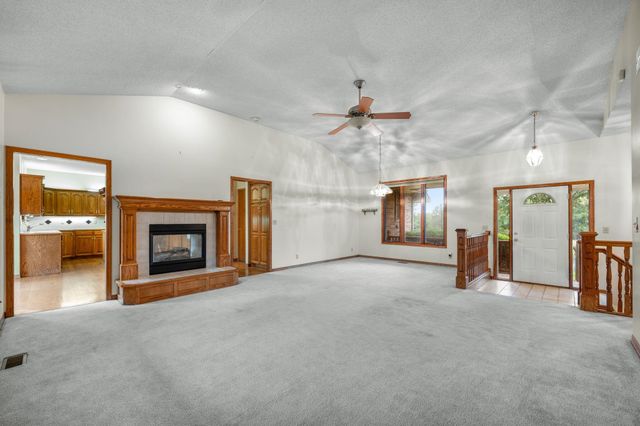 12265 SW 15th, Benton, KS 67017