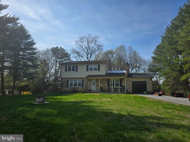 902 CLYDESDALE DR, Bear, DE 19701