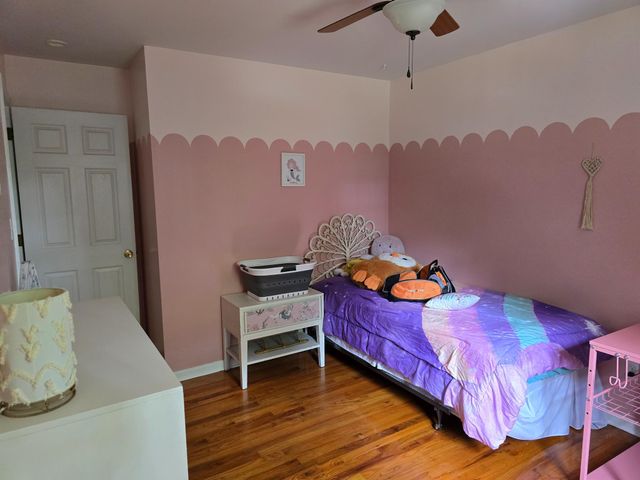 902 CLYDESDALE DR, Bear, DE 19701