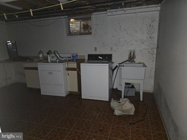 902 CLYDESDALE DR, Bear, DE 19701