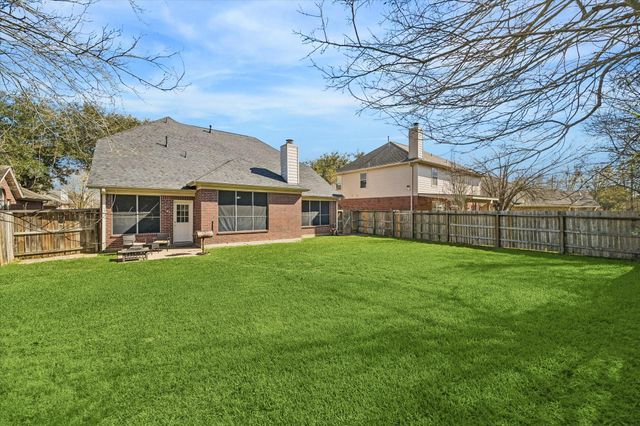 515 Deer Hollow Drive, Sugar Land, TX 77479