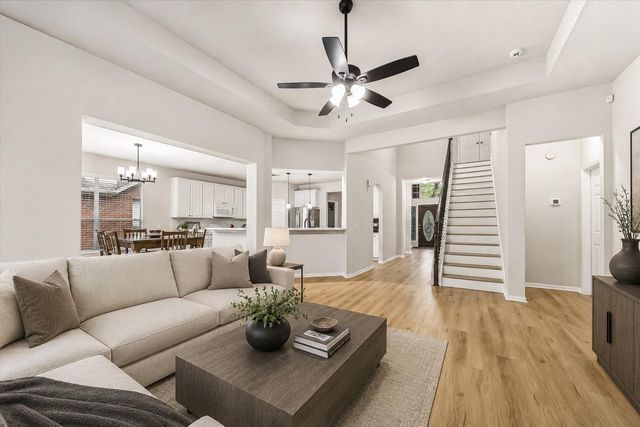 515 Deer Hollow Drive, Sugar Land, TX 77479