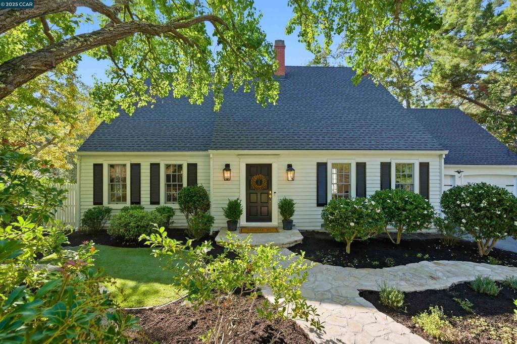 14 Vista Del Mar, Orinda, CA 94563