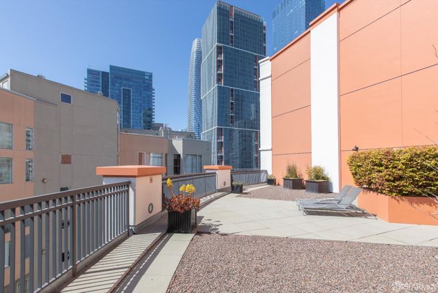 50 Lansing Street 203, San Francisco, CA 94105