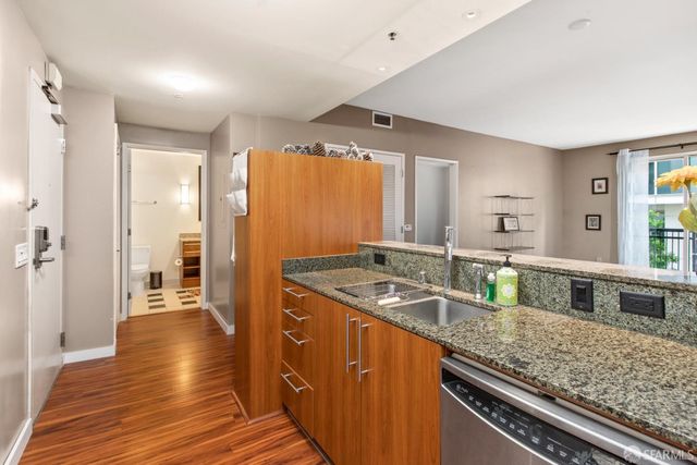 50 Lansing Street 203, San Francisco, CA 94105