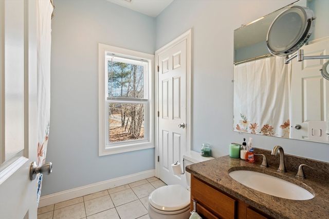 496 Main St 2, Hanson, MA 02341