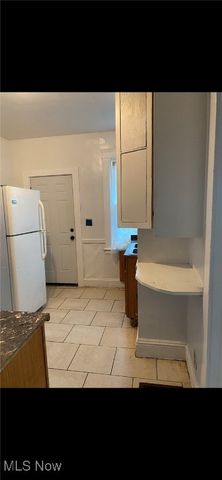 1521 Lakefront Avenue, East Cleveland, OH 44112