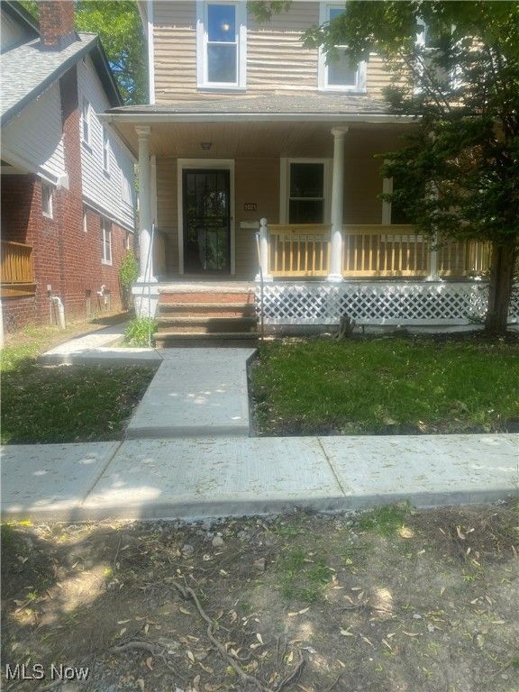 1521 Lakefront Avenue, East Cleveland, OH 44112