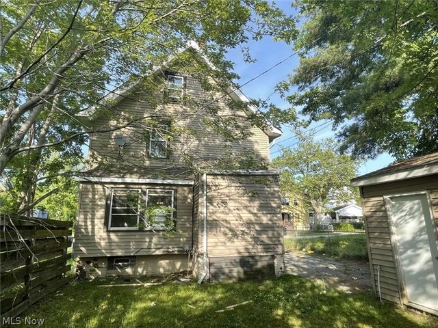 1026 E 148th Street, Cleveland, OH 44110