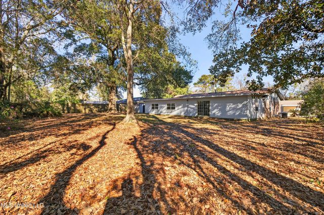 109 Evergreen Drive, D'iberville, MS 39540