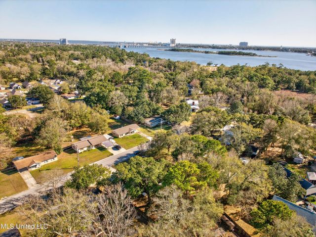 109 Evergreen Drive, D'iberville, MS 39540