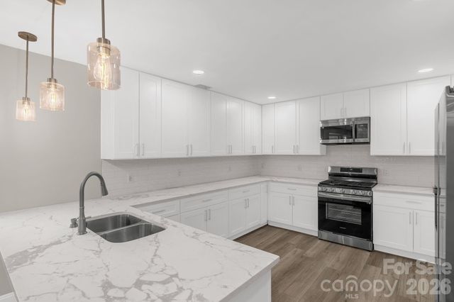 11412 Celandine Court, Charlotte, NC 28213