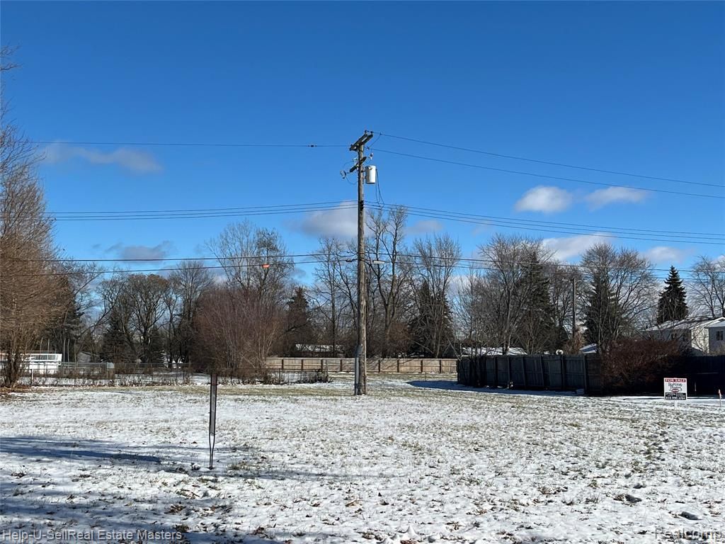 1819 Kern, Port Huron, MI 48060