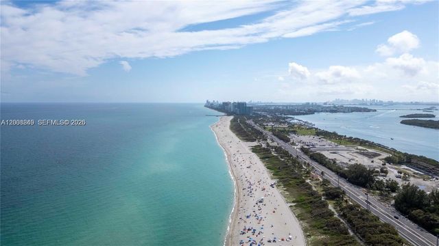 100 Bayview Dr 508, Sunny Isles Beach, FL 33160