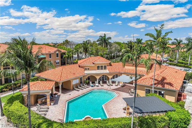 8754 River Homes LN 8-105, Bonita Springs, FL 34135