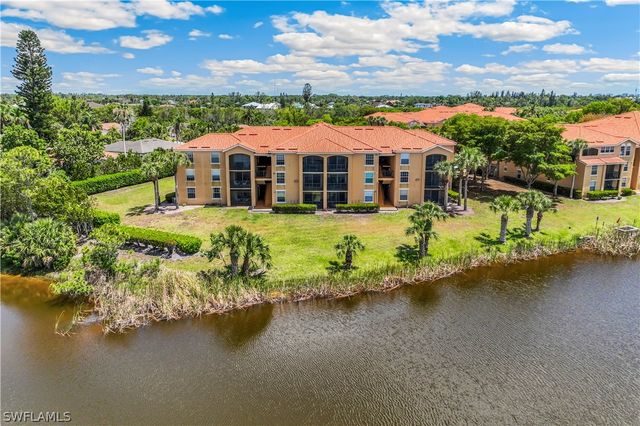 8754 River Homes LN 8-105, Bonita Springs, FL 34135