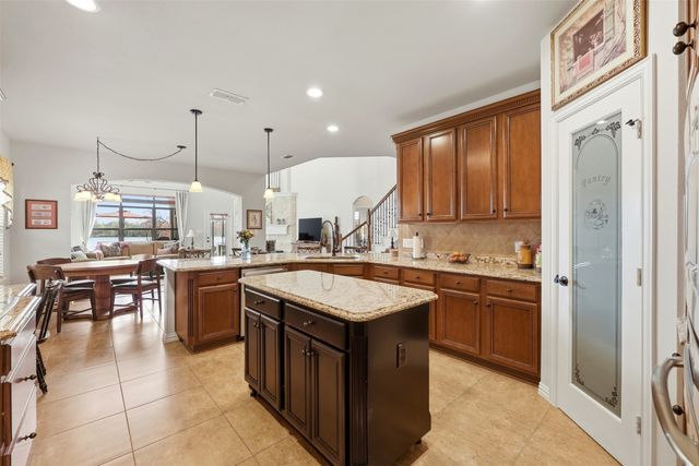 3017 Shoreline Drive, Burleson, TX 76028