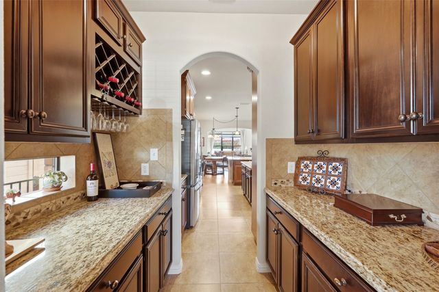 3017 Shoreline Drive, Burleson, TX 76028