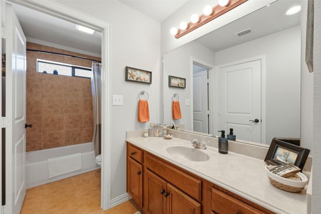 3017 Shoreline Drive, Burleson, TX 76028