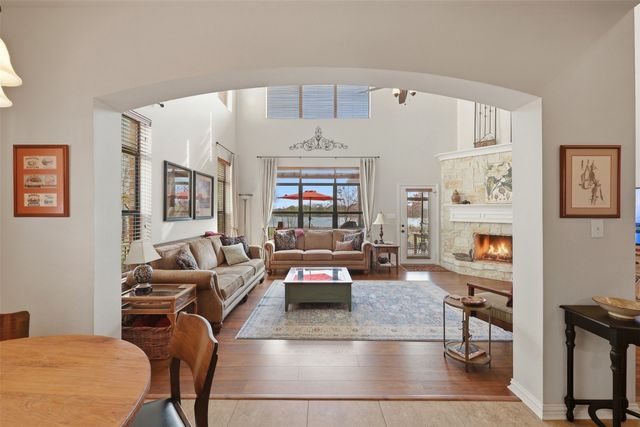 3017 Shoreline Drive, Burleson, TX 76028