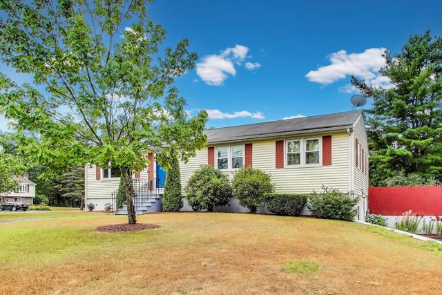 2 Lark Drive, Hudson, MA 01749