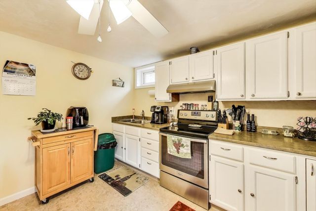 2 Lark Drive, Hudson, MA 01749