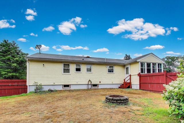 2 Lark Drive, Hudson, MA 01749