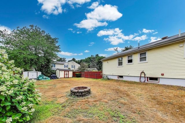 2 Lark Drive, Hudson, MA 01749