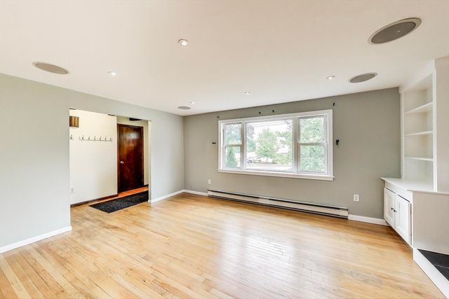 2 Lark Drive, Hudson, MA 01749