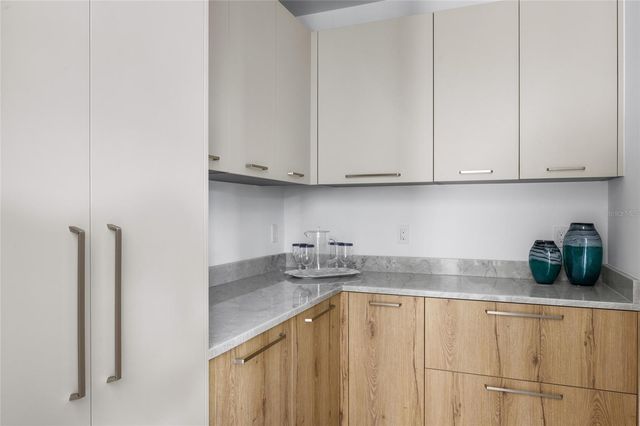 1212 CENTER PLACE, Sarasota, FL 34236