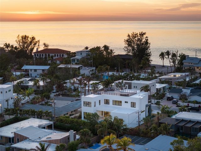 1212 CENTER PLACE, Sarasota, FL 34236