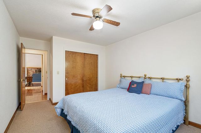 22803 Sunset Ridge Dr, Auburn, CA 95602
