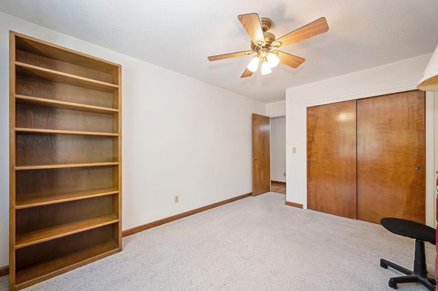 22803 Sunset Ridge Dr, Auburn, CA 95602