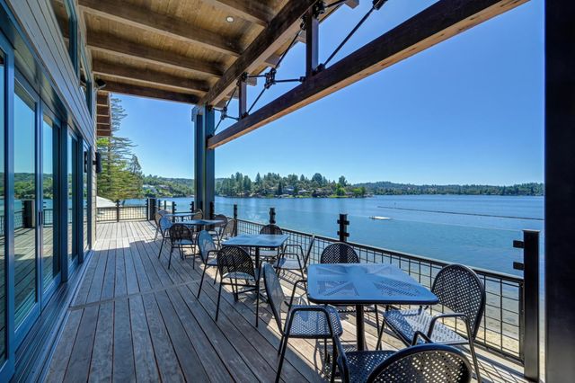 22803 Sunset Ridge Dr, Auburn, CA 95602