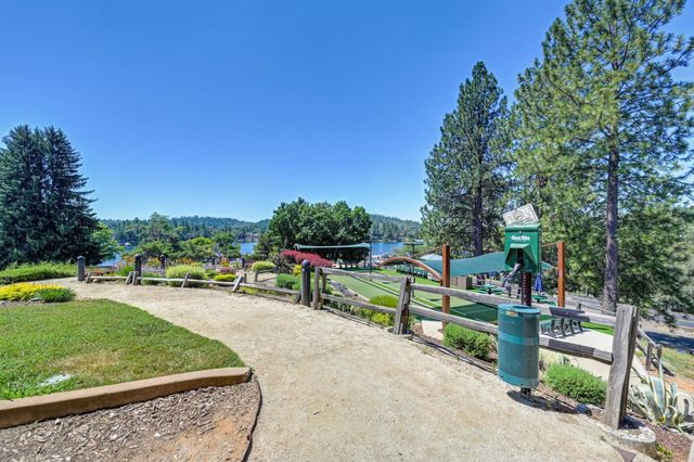 22803 Sunset Ridge Dr, Auburn, CA 95602
