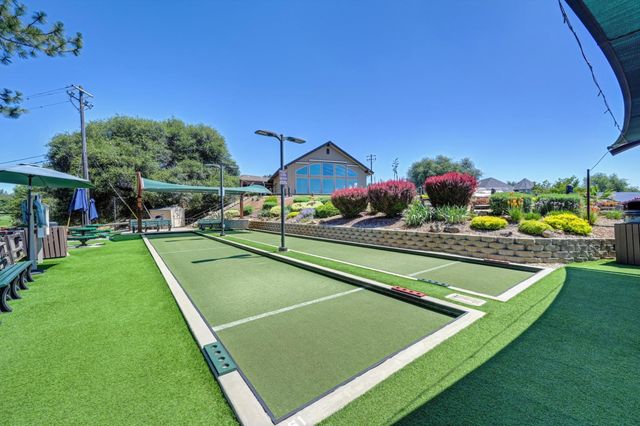 22803 Sunset Ridge Dr, Auburn, CA 95602