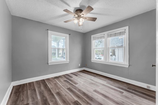 2151 N Rogers Avenue, Springfield, MO 65803