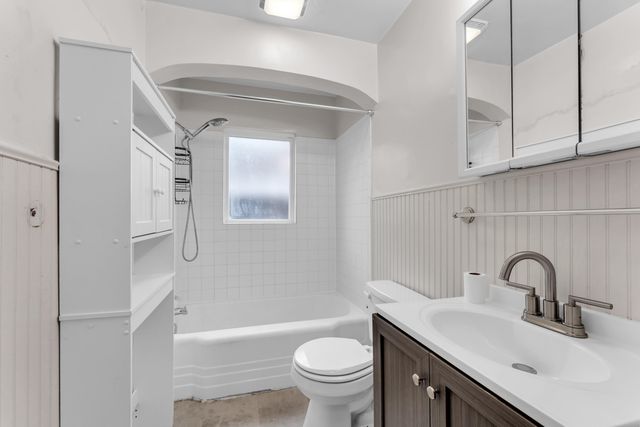 2151 N Rogers Avenue, Springfield, MO 65803